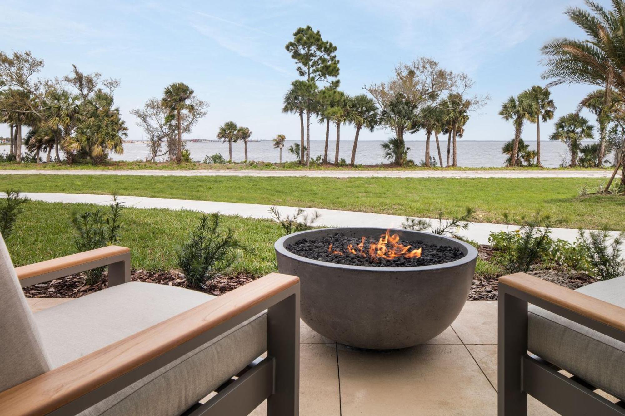 Courtyard By Marriott Titusville Kennedy Space Center Екстер'єр фото